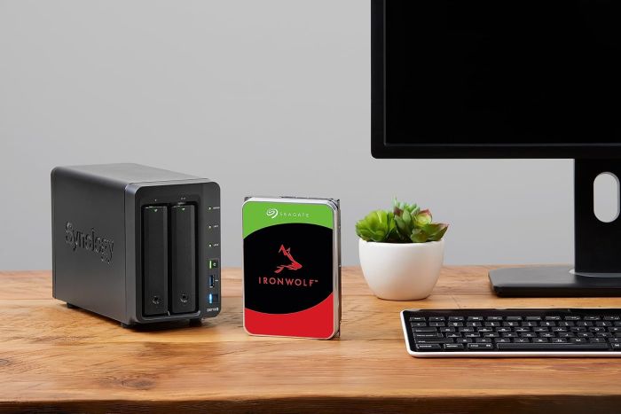 Жорсткий диск Seagate  2TB 3.5" 5400 256MB SATA IronWolf
