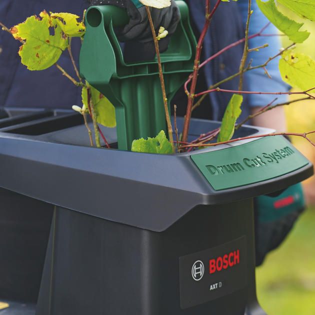 Подрібнювач садовий Bosch AXT22D 2200Вт 40об/хв 38мм 53л 31.3кг ріжуча система Turbine-Cut низькошумний