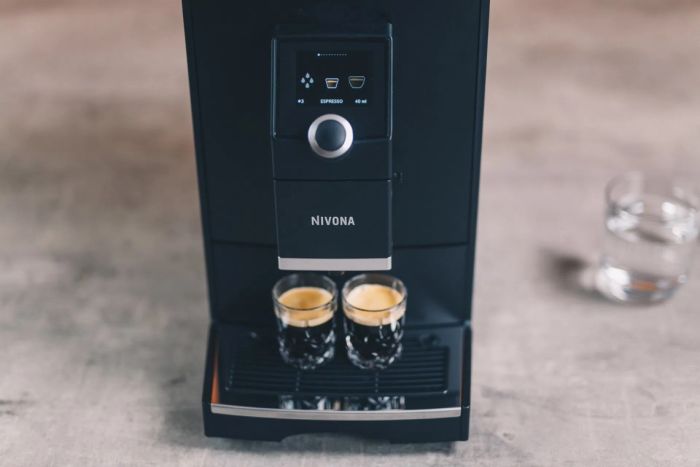 Кофемашина NIVONA CafeRomatica 2.2л, зерно + молоко, автомат.капучинатор, аторецептов - 7, черный