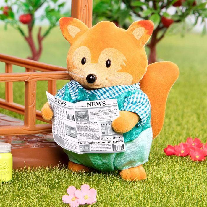 Набор фигурок Li`l Woodzeez Семья Лисичек 4ед, книжка EN