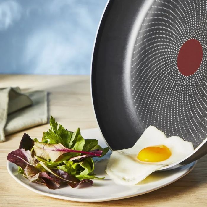 Сковорода с крышкой Tefal So' Light, 24см, алюминий, бакелит, стекло, черный