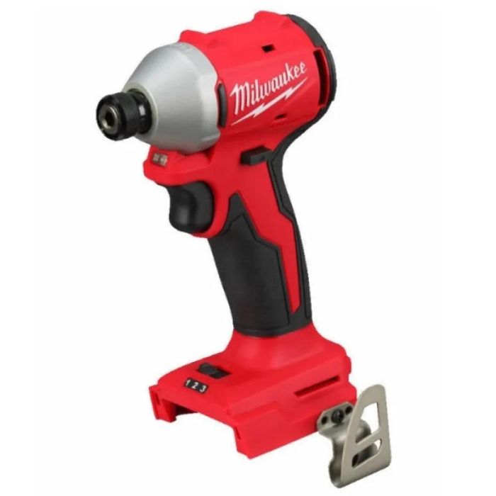 Набор из двух аккумуляторных инструментов Milwaukee M18 BLPP2A3-502X 18В шуруповерт-дрель M18 BLPD2 вертолет ударный M18 BLIDR акб М18 2х5А·час ЗП M12-18FC кейс