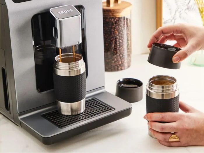Кофемашина Krups Evidence Hot & Cold 2.3л, зерно, автомат.капучинатор, OLED диспл, авторецептов - 18, серо - черный
