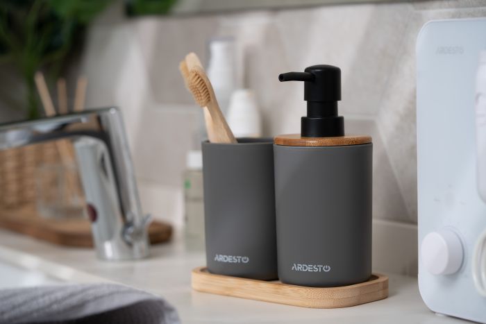 Набір для ванної кімнати Ardesto Minimalism 360мл, 3 предмети, поліпропілен, бамбук, сірий темний