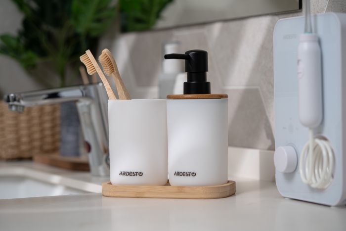 Набір для ванної кімнати Ardesto Minimalism 360мл, 3 предмети, поліпропілен, бамбук, білий