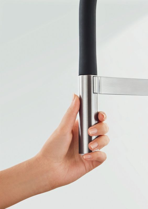 Змішувач для кухні Grohe Essence, довж.виливу - 240мм, поворотний/гнучкий, 1важіль, супер сталь