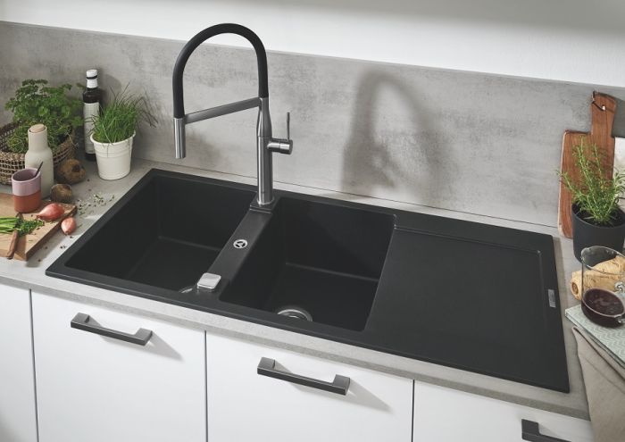 Змішувач для кухні Grohe Essence, довж.виливу - 240мм, поворотний/гнучкий, 1важіль, супер сталь