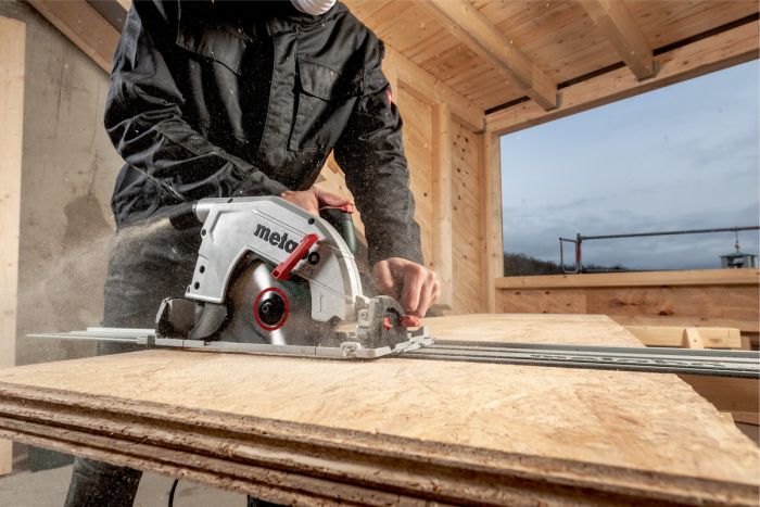 Пила дисковая Metabo KS 85 FS, 2000Вт, 235мм, глубина реза 65/85мм, рез 55м/сек, 8.4кг