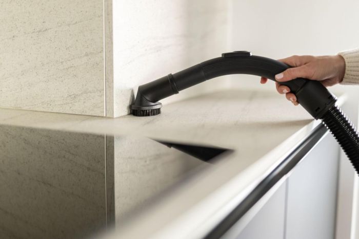 Пылесос Gorenje контейнерный, 800Вт, конт пыль -3.3л, HEPA, черный