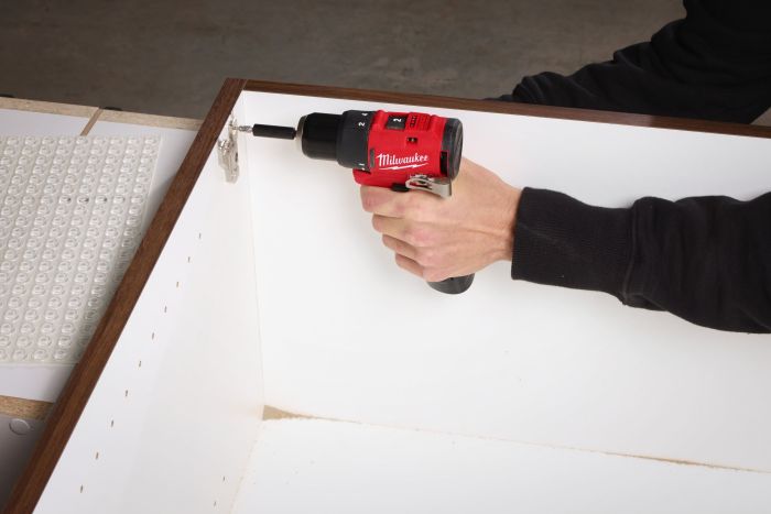 Шуруповерт-дрель аккумуляторная Milwaukee M12 BLDDRC-202C 12В 2х2А·час 40Нм 0-550-1700об·мин ЗП C12C кейс 1.2кг