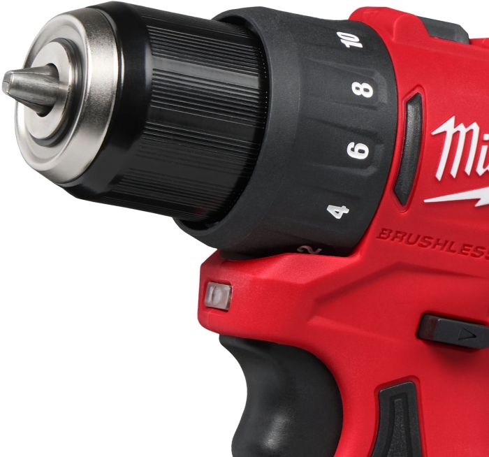 Шуруповерт-дрель аккумуляторная Milwaukee M12 BLDDRC-202C 12В 2х2А·час 40Нм 0-550-1700об·мин ЗП C12C кейс 1.2кг