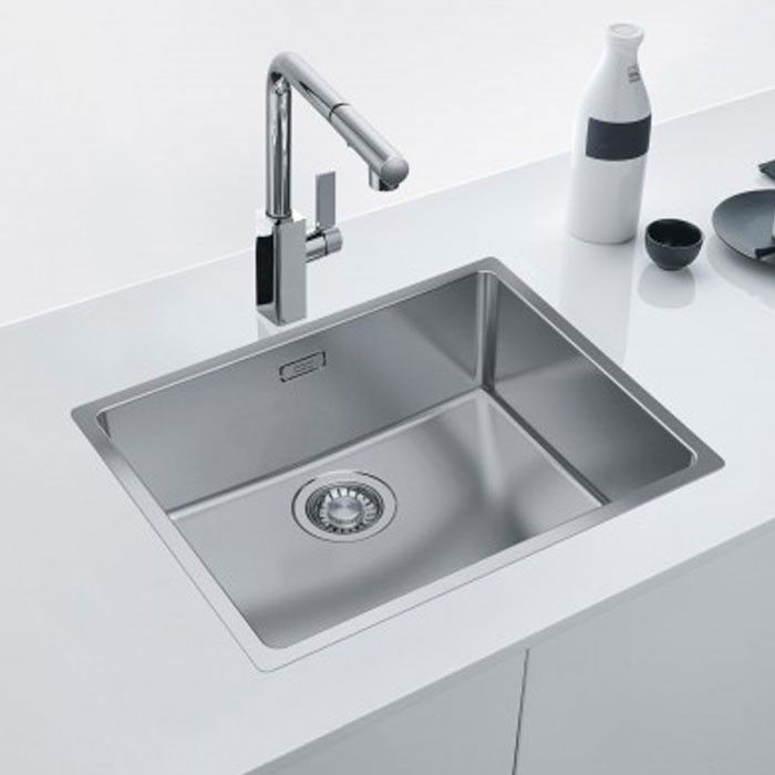 Кухонная мойка  Maris MRX 210-40//нержав.сталь полированная/квадратная/440х440х180/заподлицо со столешницей SlimTop Franke 127.0598.745
