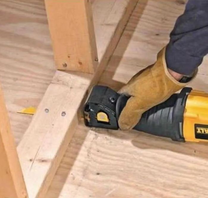 Пила сабельная DeWalt 1100Вт 0-2800ход/мин 29мм кейс 3.5кг