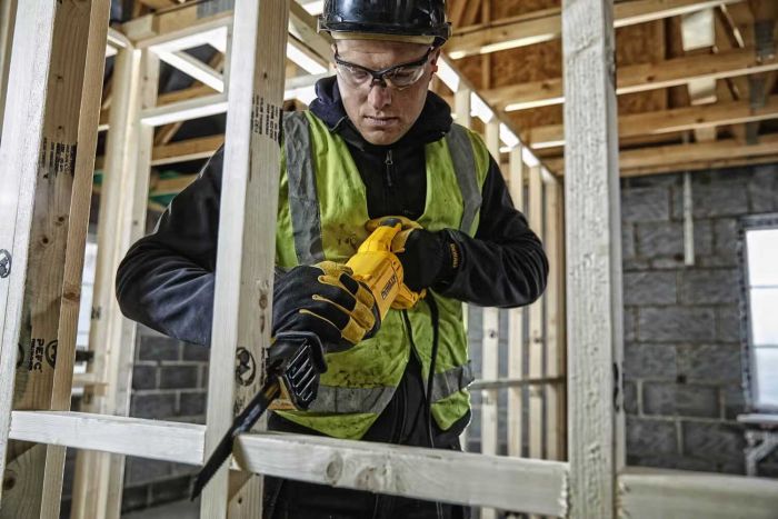 Пила сабельная DeWalt 1100Вт 0-2800ход/мин 29мм кейс 3.5кг