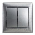 Вимикач 2-клавішний Legrand Valena Classic, 10АХ, 250V, автоматичні клеми, алюміній