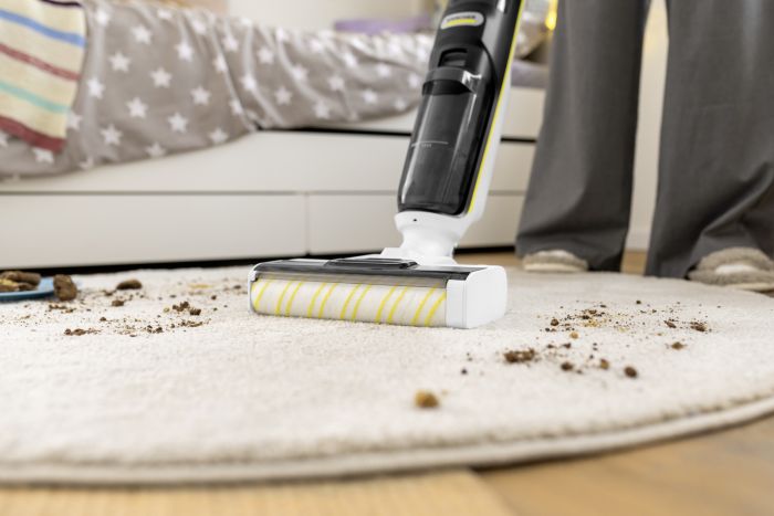 Пылесос Karcher беспроводный FCV 4, 180Вт, конт пыль -0.45л, вода -0.75л, автон. раб. до 45мин, вес-4.1кг, белый
