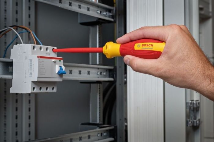 Отвертка Bosch Professional, набор 14 шт, (смешанный), VDE