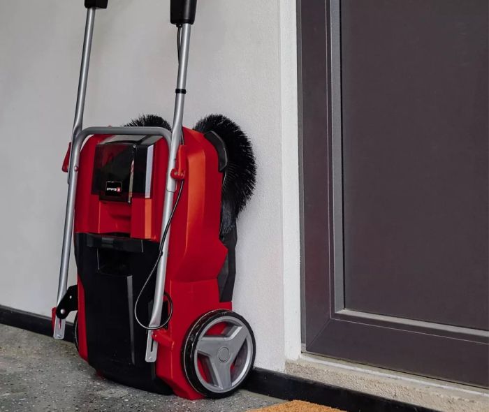 Подметальная машина аккумуляторная Einhell TE-SW 18/610 Li - Solo, PXC, 18В, ширина 610 мм, бак 20 л, 1800 м2/ч, 10.3 кг (без АКБ и ЗУ)