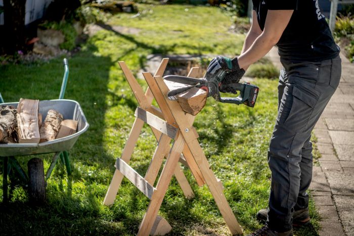 Пила цепная аккумуляторная Metabo MS 18 LTX 15 18В 1х2А·ч шина 15см 5м/сек 2кг