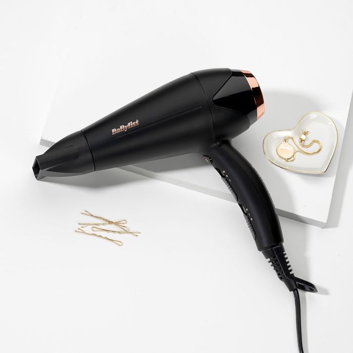 Фен Babyliss DC, 2200Вт, 3 режими, дифузор, іоніз-я, хол. обдув, чорний