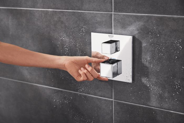 Душевая система Grohe QuickFix Precision Cube скрытого монтажа из Vitalio Rain Mono 310 Cube, хром