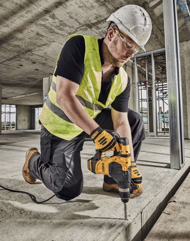 Перфоратор DeWALT SDS-Plus 950Вт 3.5Дж 0-5200уд/мин 0-1150об/мин 3 режима кейс 3.7кг