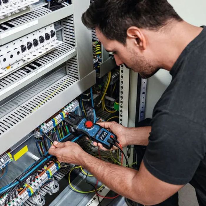 Вилочный измеритель Bosch Professional GFM 1000-15 0-1000В 2AAх1.5В