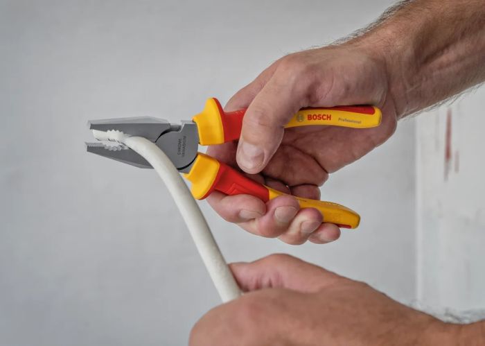 Кейс електрика Bosch Professional VDE набір 37шт