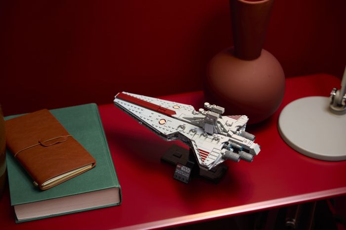 Конструктор LEGO Star Wars Звездный крейсер класса «Венатор»