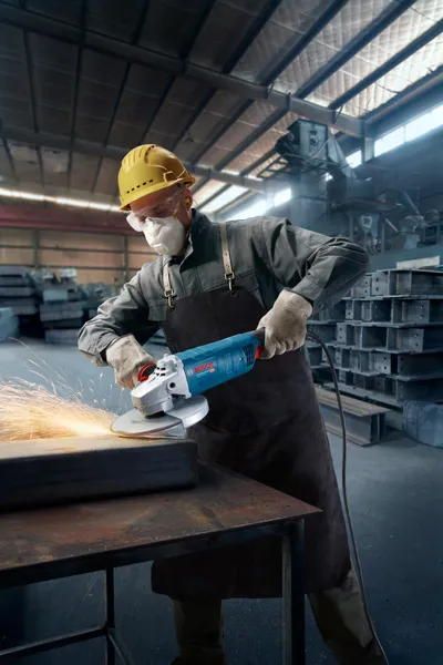 Шліфмашина кутова Bosch Professional GWS 27-230 J 230В 230мм 2700Вт 5800-6500об/хв 6кг