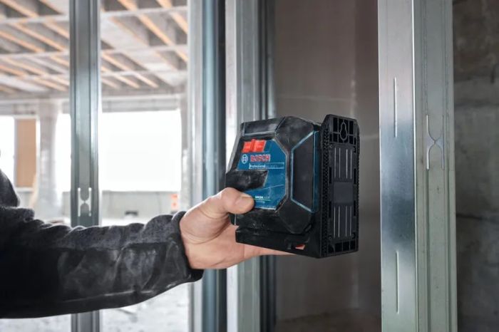 Нівелір лазерний Bosch Professional GLL 20-22 G 3.7В/4АА до 20м ±0.3мм/м зелений промінь чохол штатив IP 65 0.59кг