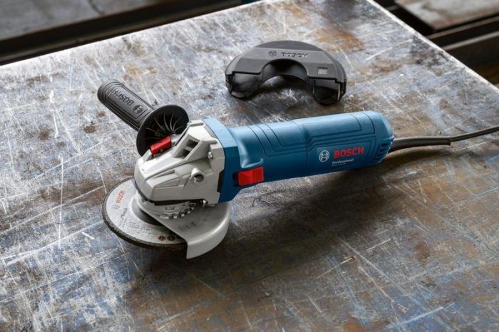 Шлифмашина угловая Bosch Professional GWS 12-125 125мм 1200ВТ 11000об/мин 2.4кг
