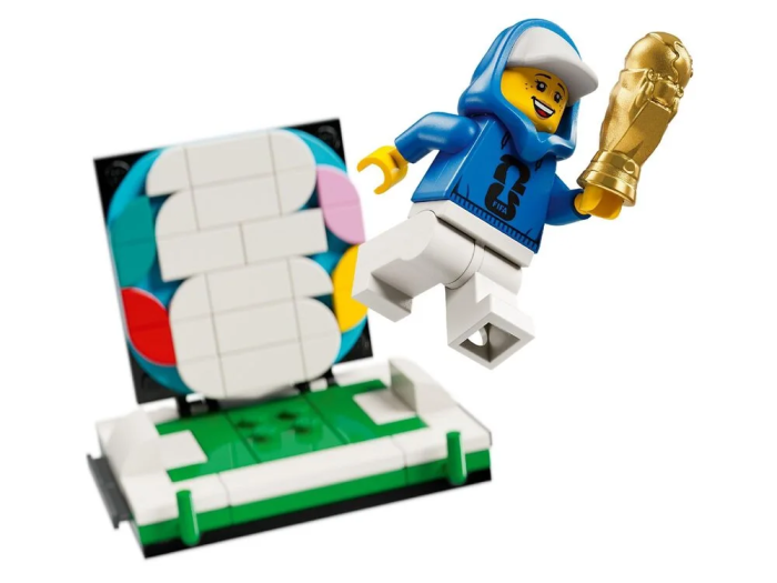 Конструктор LEGO Editions Football Официальйный трофей чемпионата мира по футболу FIFA