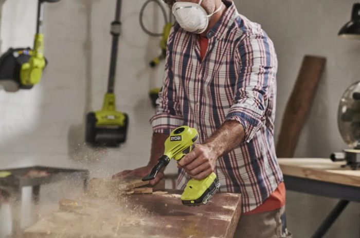 Воздуходув-насос аккумуляторный Ryobi ONE+ RVI18-0 18В 250л/мин 0.4кг без АКБ и ЗУ