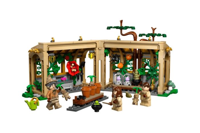 Конструктор LEGO Harry Potter Замок Гогвортс: урок гербології