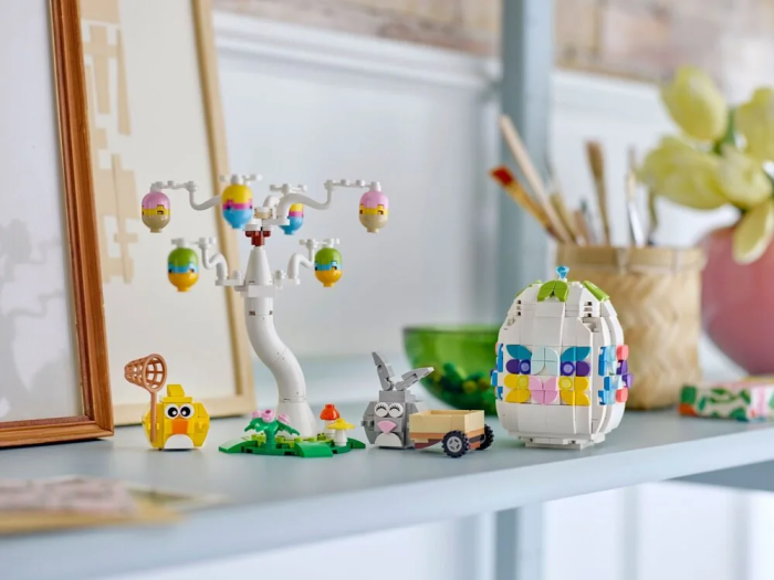 Конструктор LEGO Iconic Великодній кролик і полювання на курячі яйця