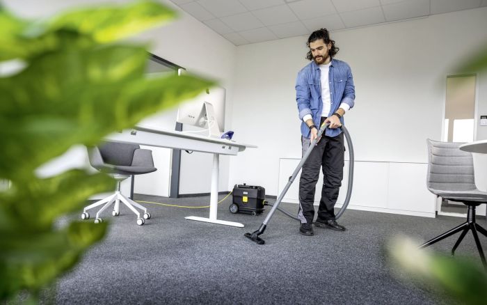 Пылесос профессиональный Karcher Go! Further T 10/1 Adv HEPA 240В 185мБар контейнер 10л