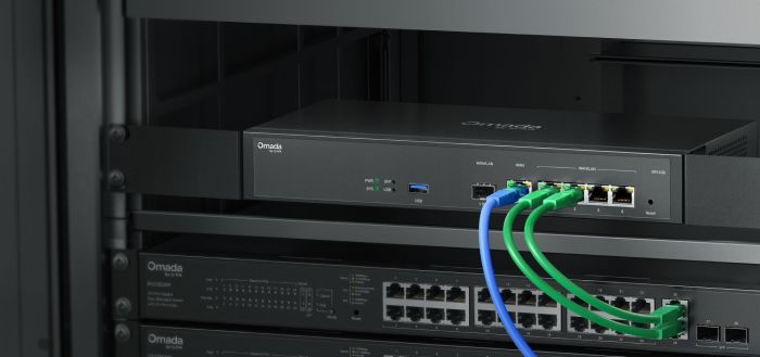 Мультисервісний Маршрутизатор TP-LINK  4xGE LAN/WAN, 1xGE WAN, 1xSFP, 1xUSB3.0 TP-Link ER7406