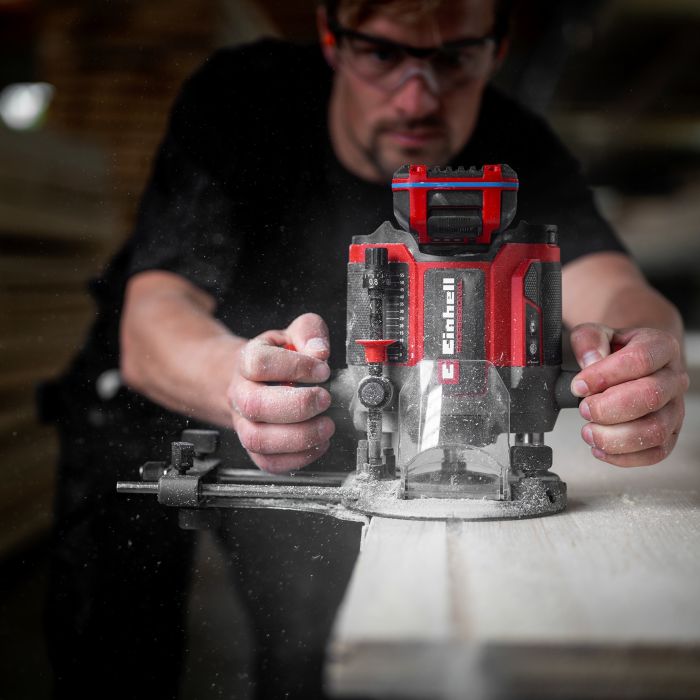 Фрезер аккумуляторный Einhell Professional TP-RO 18/55 Li BL - Solo 18В цанга 6 и 8мм 10000-30000об/мин 2.56кг без АКБ и ЗП