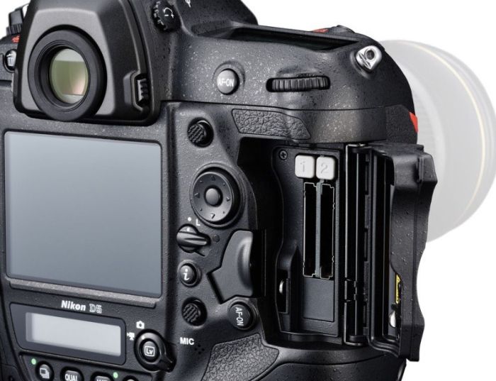 Цифр. фотокамера зеркальная Nikon D5-b body (XQD)