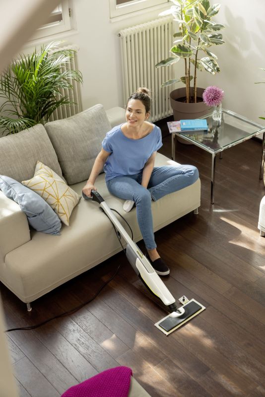 Паровая швабра Karcher беспроводный SC 3 Upright, 220-240Вт, конт пыль -0.5л, белый