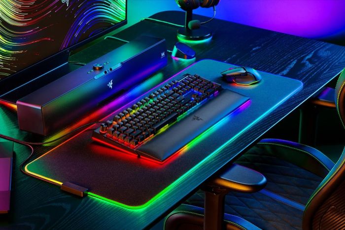 Клавиатура механическая Razer BlackWidow V4 Pro 104key, Yellow Switch, USB-A, EN, RGB, чёрный