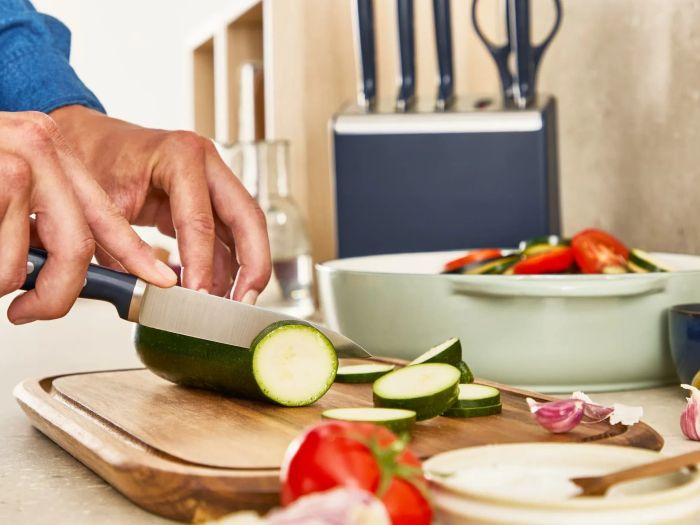 Набор ножей Tefal EverSharp Pro с блоком, 6 предметов, нержавеющая сталь, синий