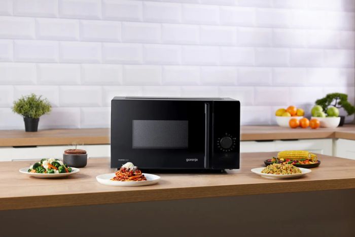 Микроволновая печь Gorenje, 20л, мех. управл., 700Вт, гриль, инвертор, черный