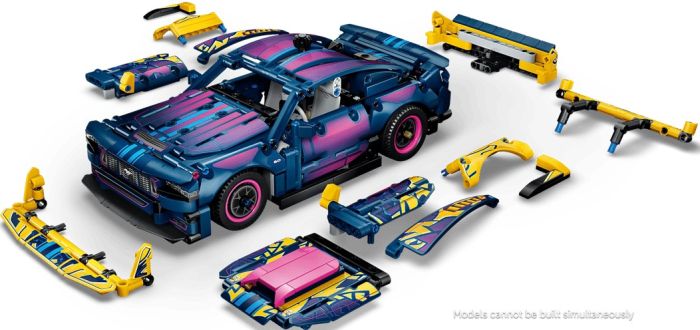 Конструктор LEGO Technic Тюиінг-гараж с автомобилем Ford Mustang GT