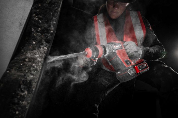 Молоток отбойный аккумуляторный Einhell TP-DH 18/4 Li BL - Solo бесщеточный 18Вт 4Дж 4600уд/мин 2.88кг без АКБ и ЗП