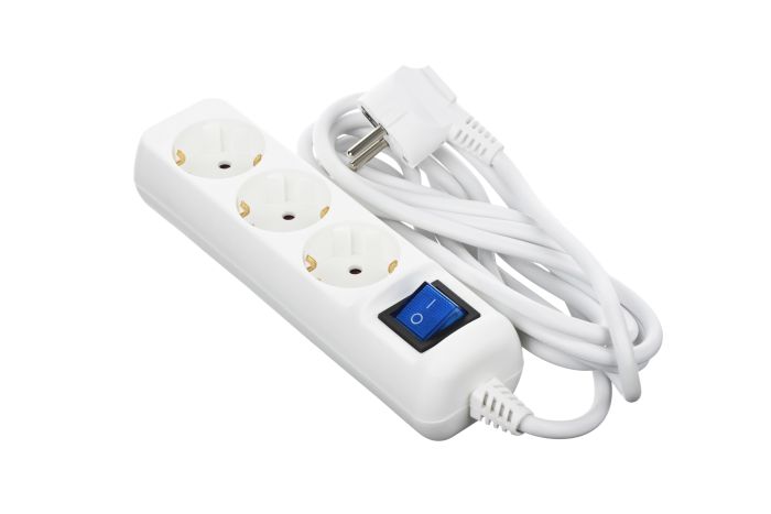 Удлинитель сетевой 2E 1.5м, 3xТипF, 16A, белый