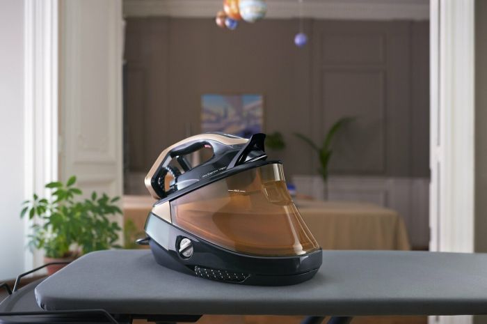 Праска-парогенератор Tefal Pro Express Vision, 3000Вт, 1100мл, паровий удар -750гр, постійна пара - 180гр, чорно-золотий