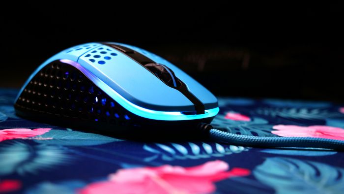Миша Xtrfy M4, USB-A, RGB, Miami Blue