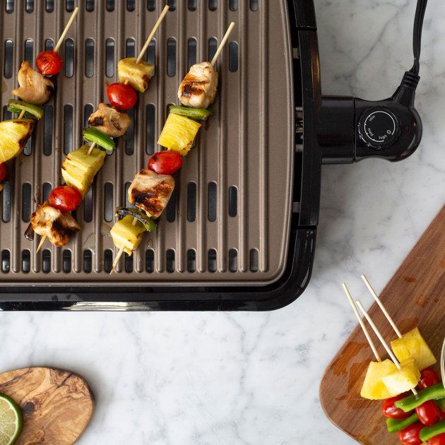 Гриль George Foreman барбекю Smokeless BBQ Grill 1606Вт, темп. режимів-3, з`ємні пластини, пластик, чорний